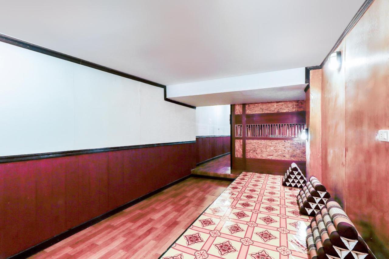 My Space Hostel Chiang Mai Bagian luar foto